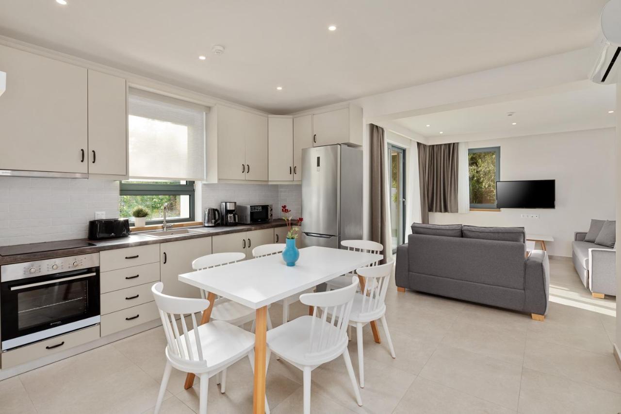 Perithia Suites ภายนอก รูปภาพ