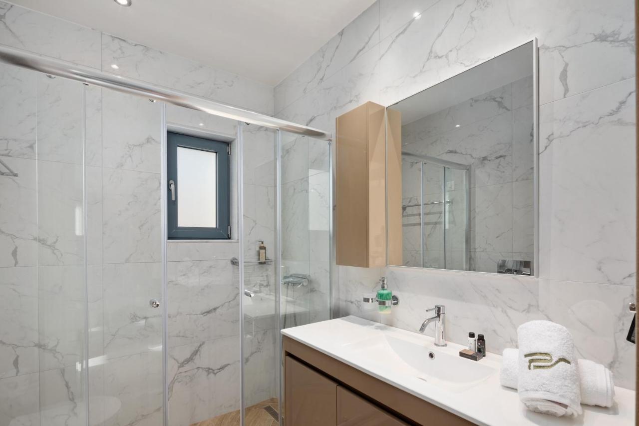 Perithia Suites ภายนอก รูปภาพ