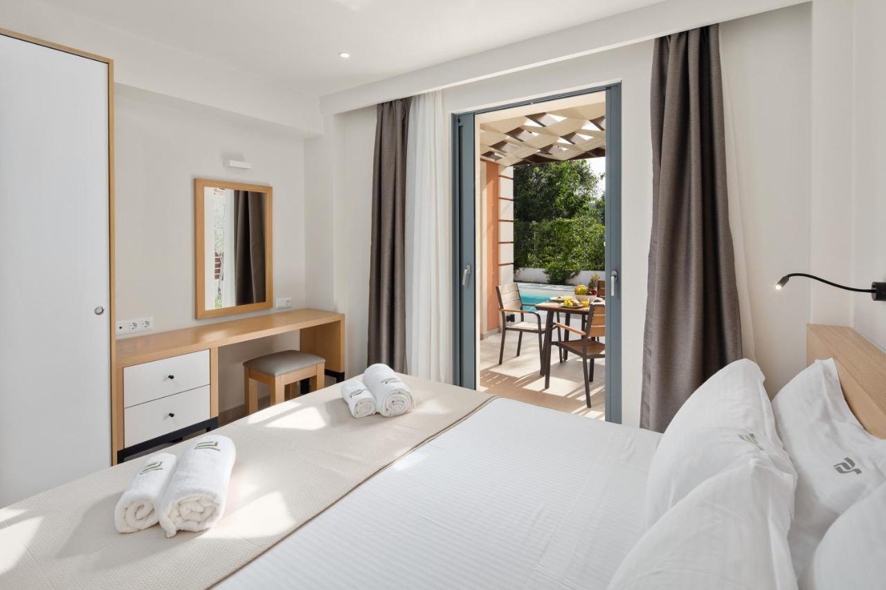 Perithia Suites ภายนอก รูปภาพ
