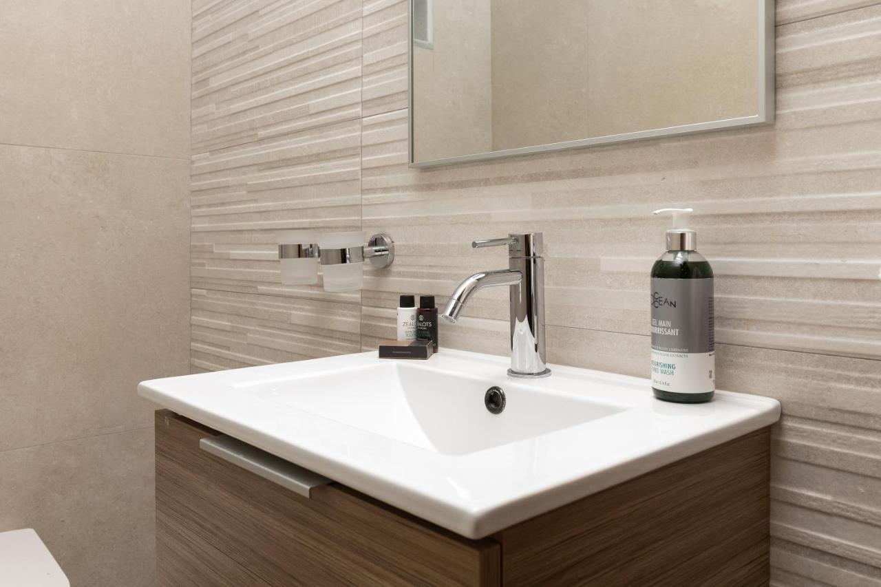 Perithia Suites ภายนอก รูปภาพ